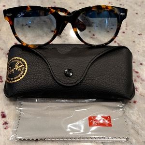 Brand New Ray Ban sunglasses